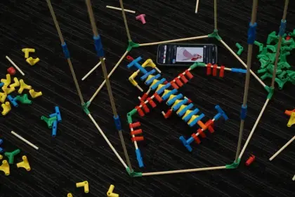 A build among loose connectors