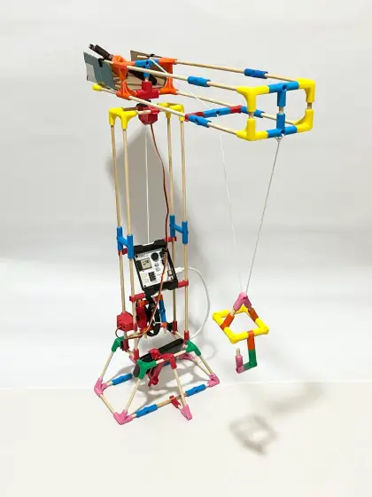 A crane with its board on show
