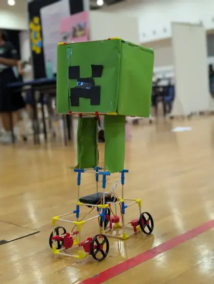 The Minecraft Creeper robot